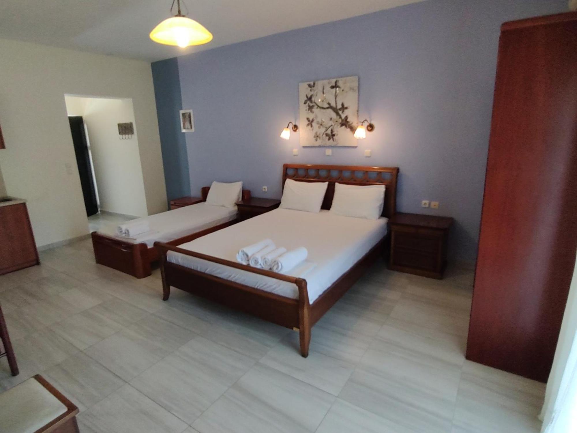 Dimas V House Aparthotel Parga Exteriör bild